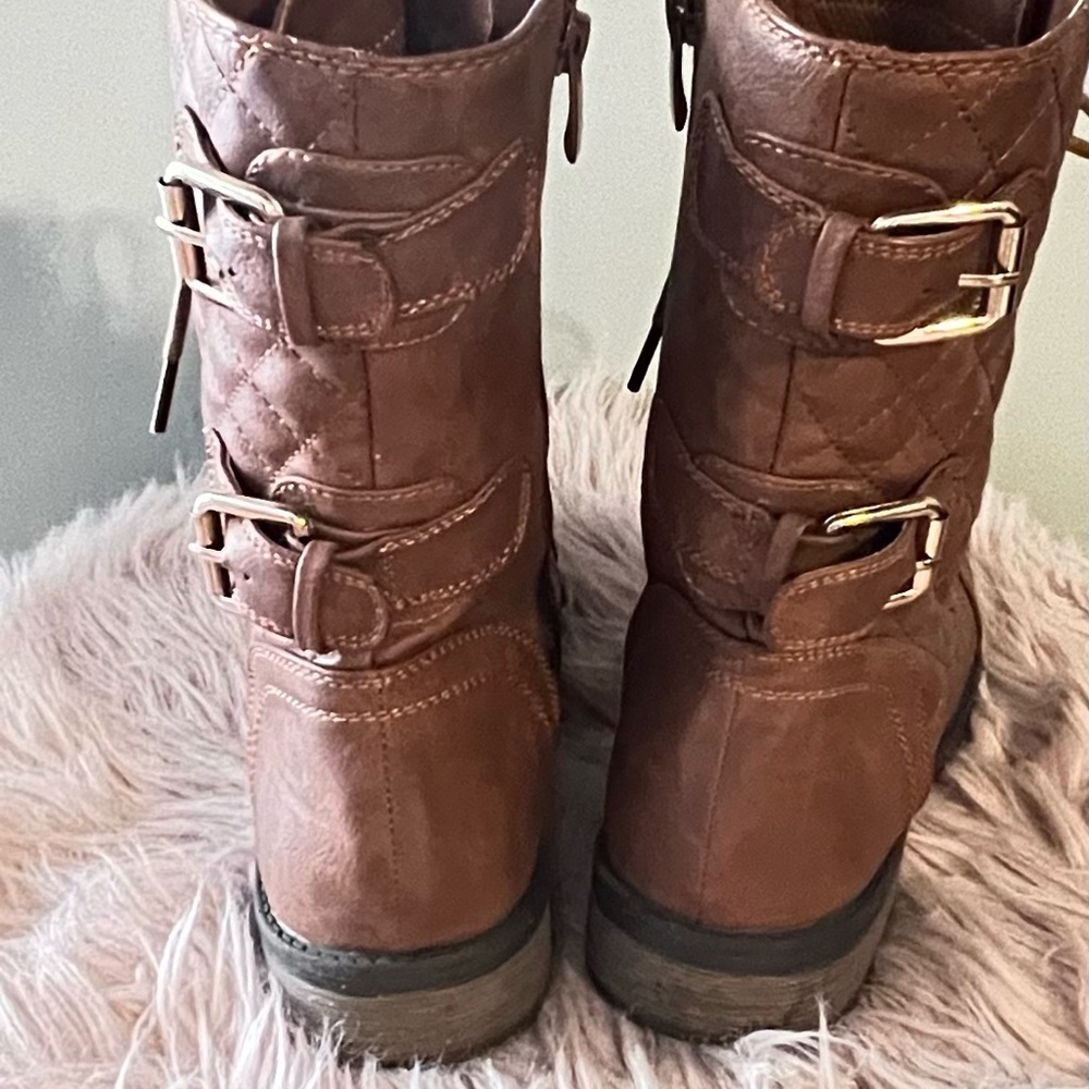 Stylish Combat Boot - image 3